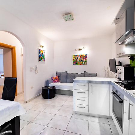 Apartment Happy In Split Center 10 Min Walk From Bacvice Beach Exterior photo